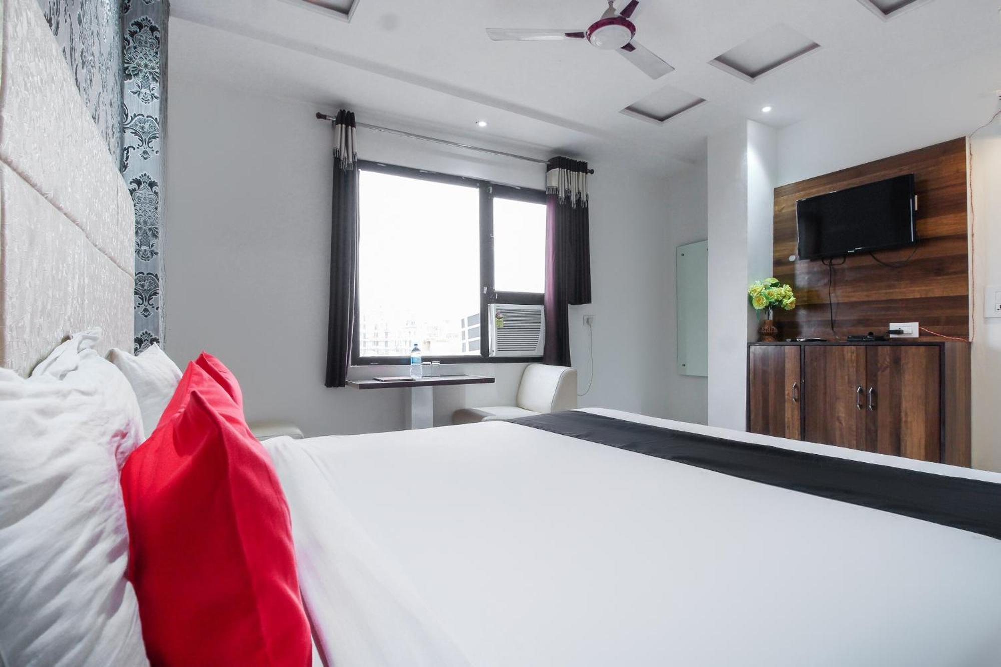 Hotel O Jalsa Tājganj Exteriér fotografie